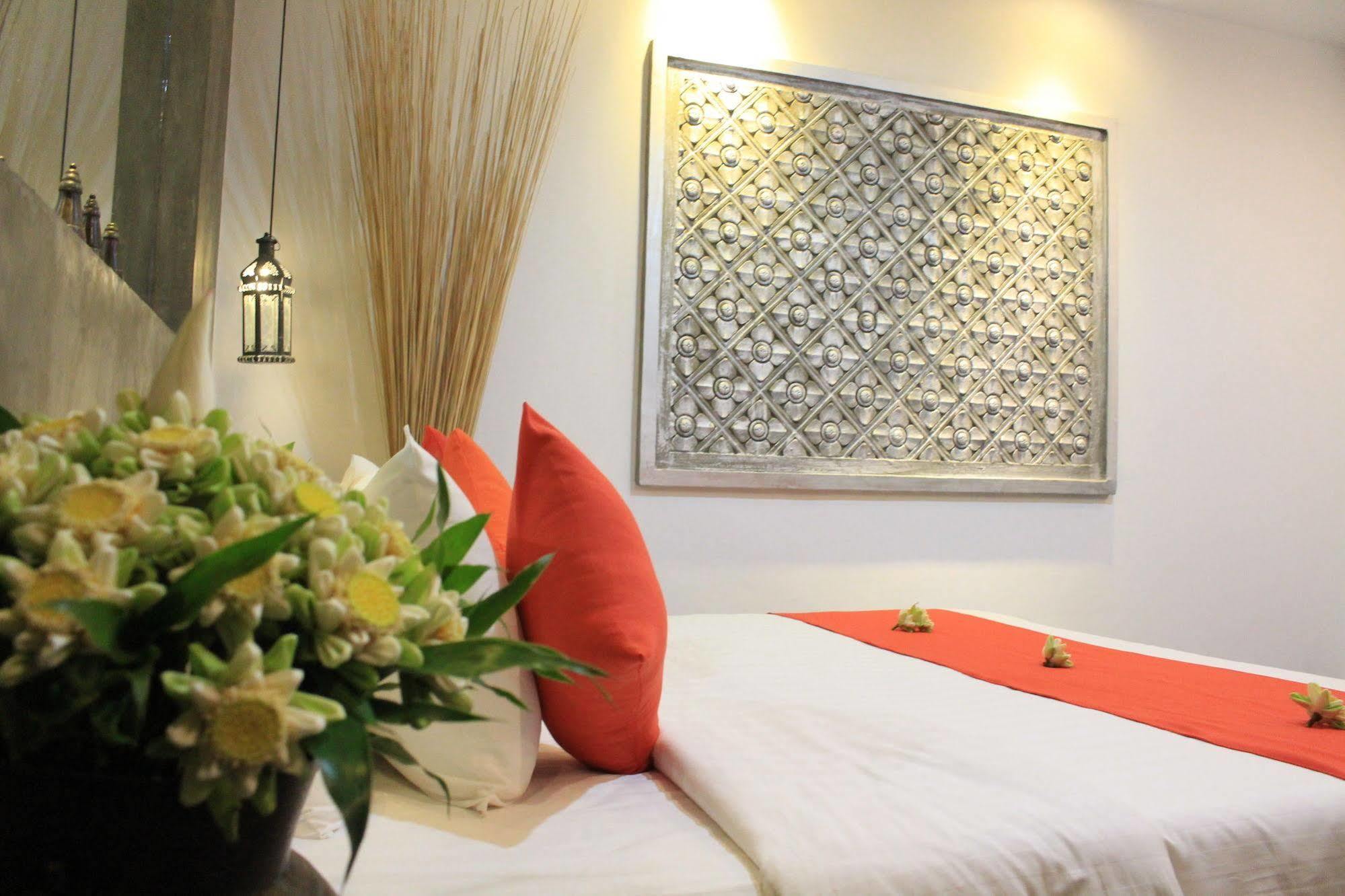 Fancy Boutique Villa Hotel Siem Reap Esterno foto
